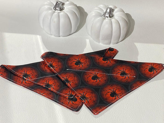 Spider pattern fabric on the collar bandanas for dogs and cats.  Halloween theme